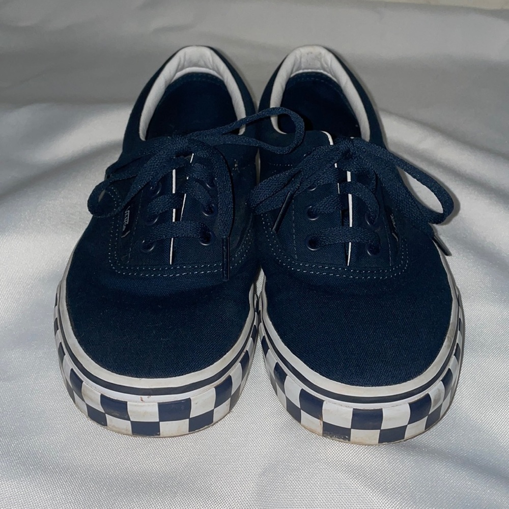 Vans tennis shoes blue and white size 6 junior